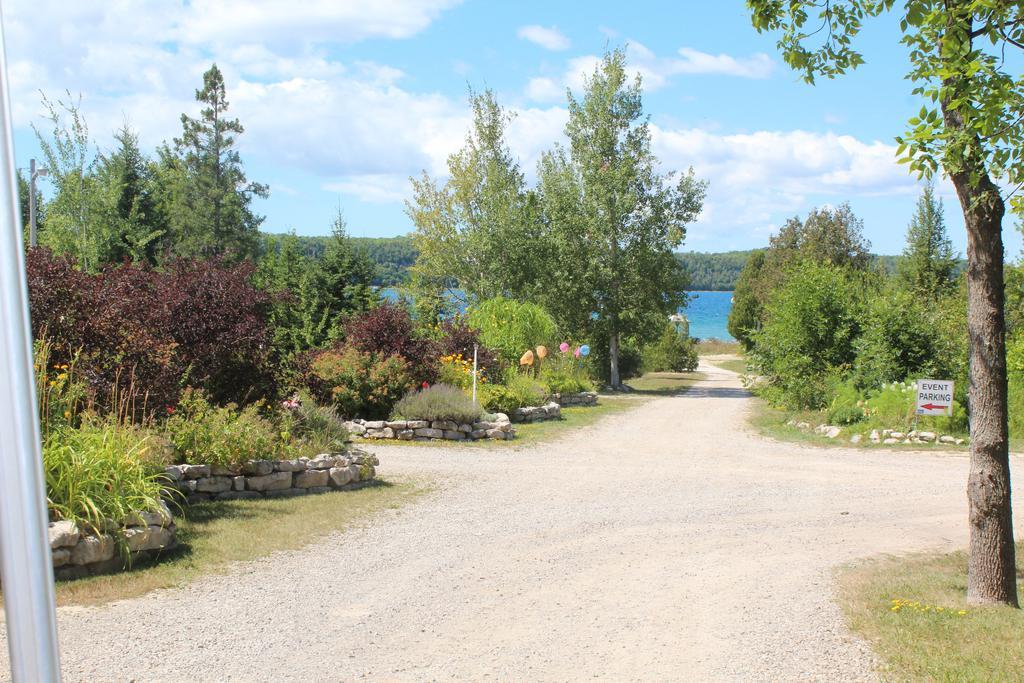 Hotel Waterview On The Bay Wiarton Exterior foto