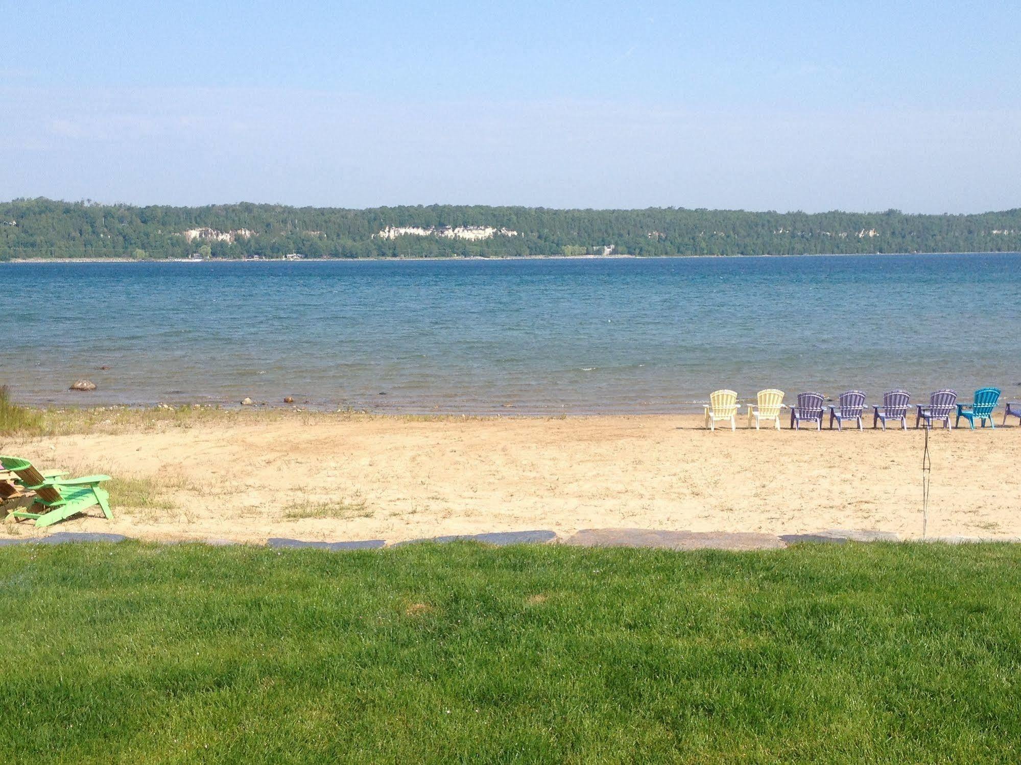 Hotel Waterview On The Bay Wiarton Exterior foto